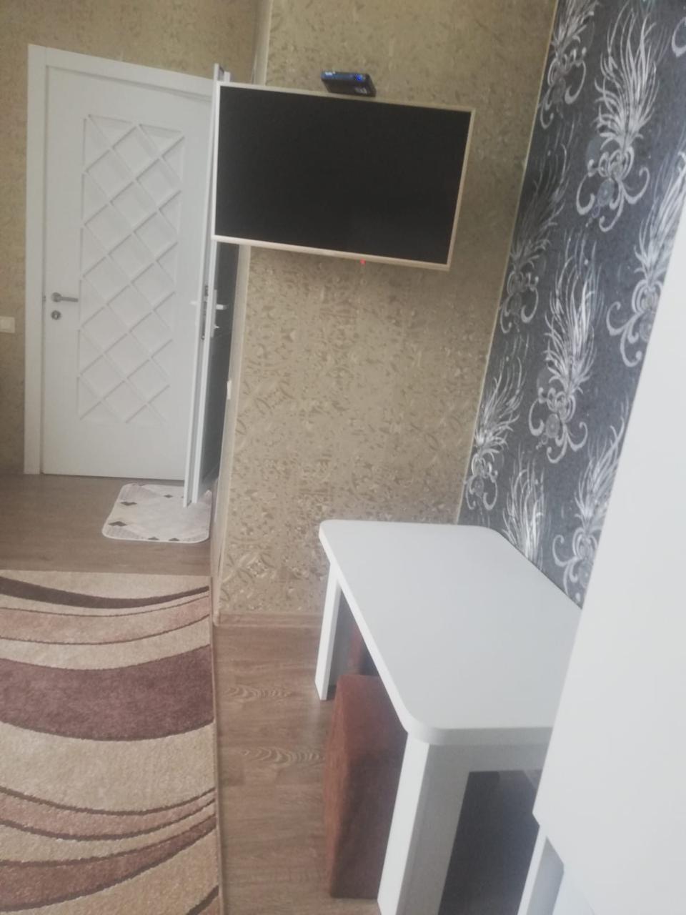 იყიდება სახლი ტაბიძის პიველი ჩიხი ნომერი 20
